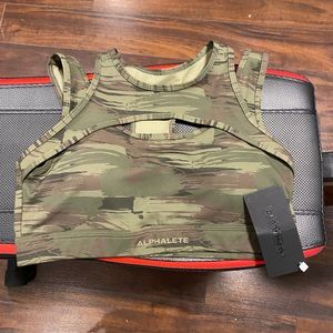 Alphalete Surface Keyhole Bra - Olive Canvas Camo - L